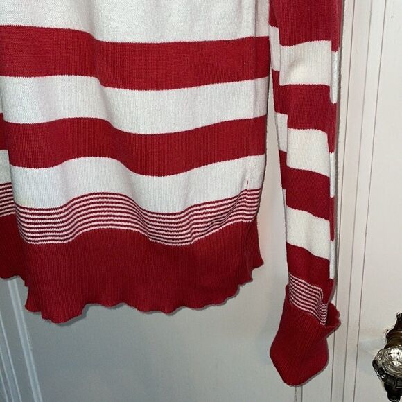 Vtg Levi’s red & white striped thin Henley neck sweater - Picture 3 of 10